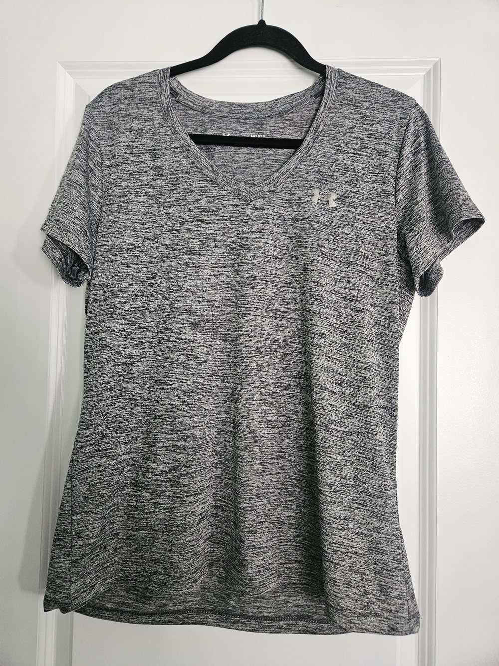 Women’s Short Sleeve Under Armour Gray Performance Tee